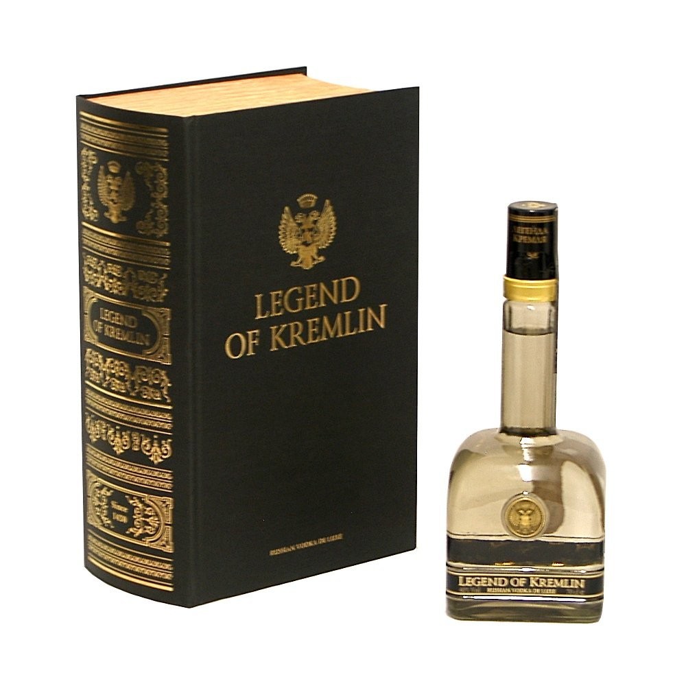 Книга кремля в подарочной упаковке. Легенда Кремля 1430. Виски Легенда Кремля.